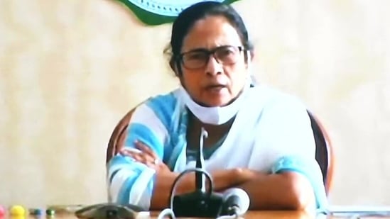 West Bengal chief minister Mamata Banerjee addresses a press conference on Monday.(ANI Photo) West Bengal chief minister Mamata Banerjee addresses a press conference on Monday.(ANI Photo)