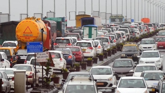 India on Sunday reported 80,834 fresh Covid-19 cases and 3,303 deaths in the last 24 hours, according to the Union health ministry dashboard at 8am. (PTI) India on Sunday reported 80,834 fresh Covid-19 cases and 3,303 deaths in the last 24 hours, according to the Union health ministry dashboard at 8am. (PTI)