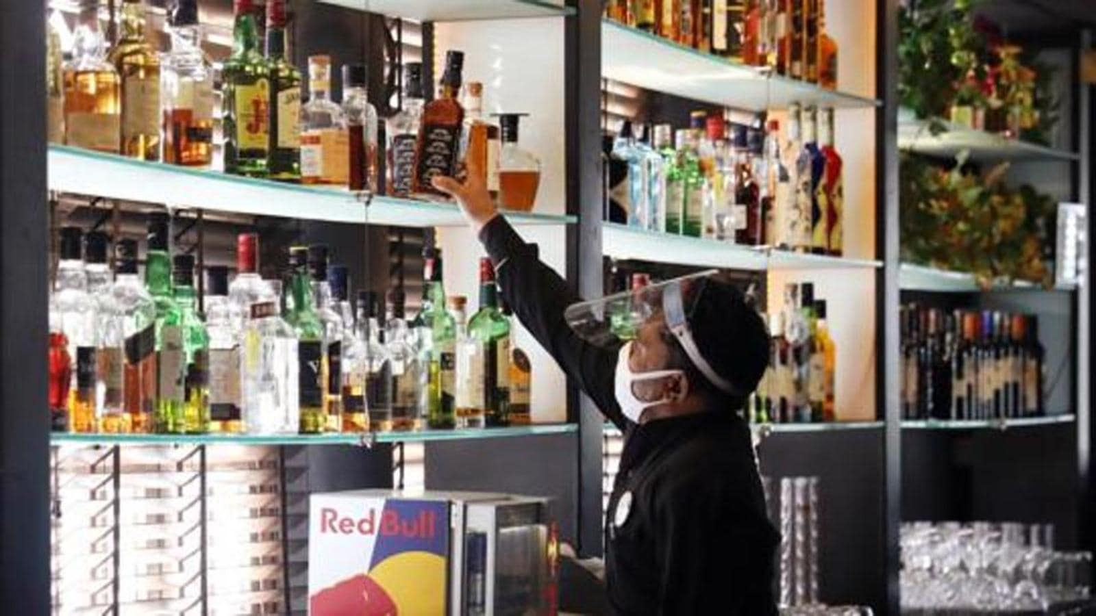 Delhi hotels, restaurants not allowed to serve liquor yet: Excise dept |  Latest News Delhi - Hindustan Times