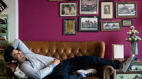 In his life, Sushant called his living room the 'time travelling room' as every piece in the room came from a different time and period of history and had its own history. (Asian Paints)