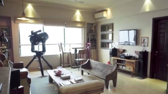 This sea-view house of Sushant Singh Rajput is located in Bandra. Its rent has already been reduced. Now this house is available on rent of <span class='webrupee'>₹</span>4 lakh per month. (Asian Paints)