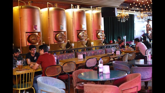 Some eateries have deals based on the number of jabs taken, while a few have 50% off Some eateries have deals based on the number of jabs taken, while a few have 50% off