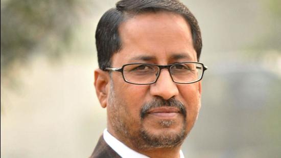 Former Punjab cabinet minister Anil Joshi has been critical of the state and central BJP leadership on their dealing with the ongoing farm protests. Former Punjab cabinet minister Anil Joshi has been critical of the state and central BJP leadership on their dealing with the ongoing farm protests.