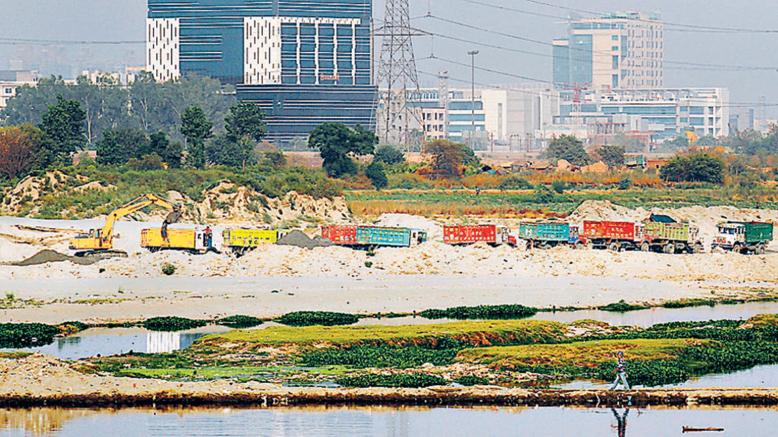 With rampant and illegal sand mining, the Yamuna can’t be rejuvenated