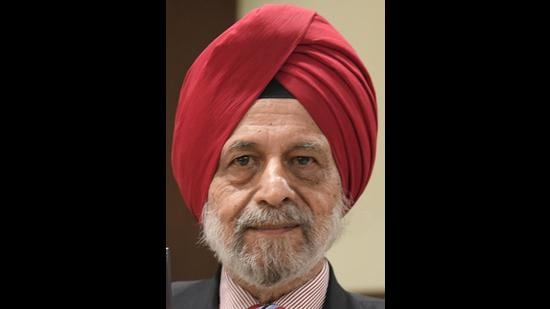 Maj Gen AJS Sandhu (retd), the author of With Honour and Glory: Five Great Artillery Battles. (HT Photo) Maj Gen AJS Sandhu (retd), the author of With Honour and Glory: Five Great Artillery Battles. (HT Photo)