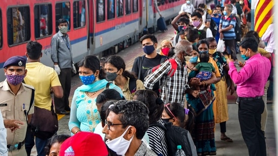 Delta Plus might be the reason behind the third wave of the Covid-19 pandemic in Maharashtra, experts have said.(PTI)