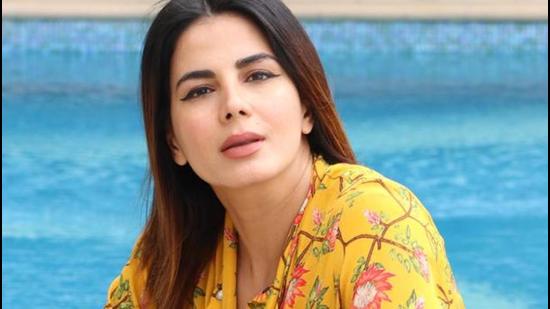 In April this year, actor Kirti Kulhari announced that she and her husband Saahil Sehgal have decided to separate mutually.