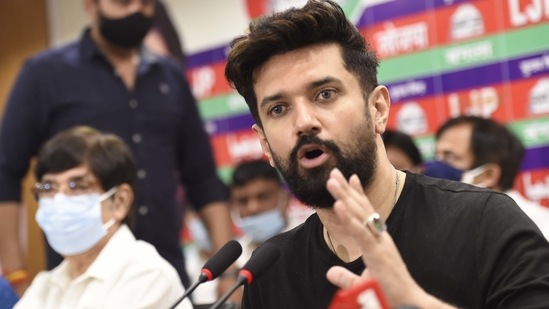 Chirag Paswan also declared that he has convened a meeting of the party’s national executive committee on Sunday, rejecting his uncle’s election as the party president. (Arvind Yadav/HT PHOTO) (HT_PRINT) Chirag Paswan also declared that he has convened a meeting of the party’s national executive committee on Sunday, rejecting his uncle’s election as the party president. (Arvind Yadav/HT PHOTO) (HT_PRINT)