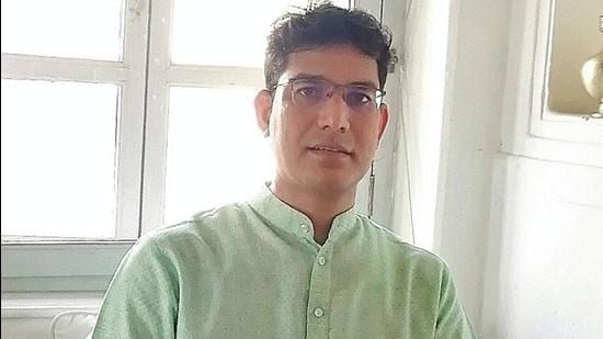 Lokesh Jangid, a 2014 batch IAS officer, has sent a formal complaint on the threat call to the police and sought protection. (Twiter/@LokeshJangidIAS)