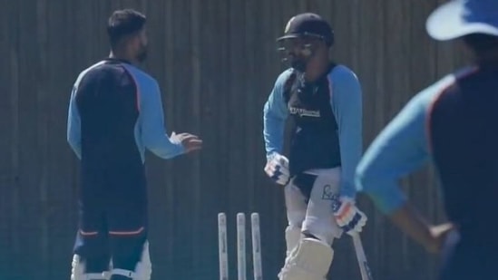 Virat Kohli advising Rohit Sharma during practice ahead of WTC Final(Twitter)