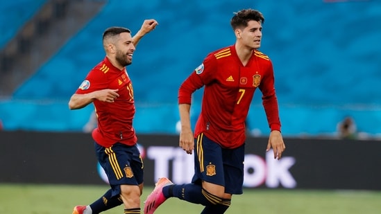 Spain predicted lineup vs Slovakia