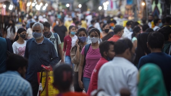Meanwhile, traders across the city said they are working with police to ensure compliance, adding that shoppers also need to cooperate to prevent the spread. (Photo by Sanchit Khanna/ Hindustan Times) Meanwhile, traders across the city said they are working with police to ensure compliance, adding that shoppers also need to cooperate to prevent the spread. (Photo by Sanchit Khanna/ Hindustan Times)