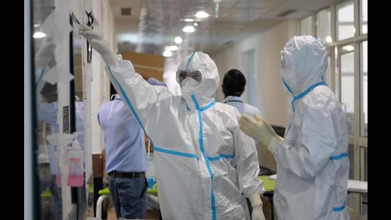 The hospital authorities are also working on making one floorof the operation theatres functional for elective surgeries that were suspended in April after sudden spike in Covid-19 infections. (HT File Photo) The hospital authorities are also working on making one floorof the operation theatres functional for elective surgeries that were suspended in April after sudden spike in Covid-19 infections. (HT File Photo)