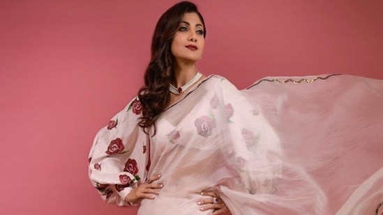 25 pictures that will take you inside Shilpa Shetty Kundra's Indian wear  wardrobe | Vogue India