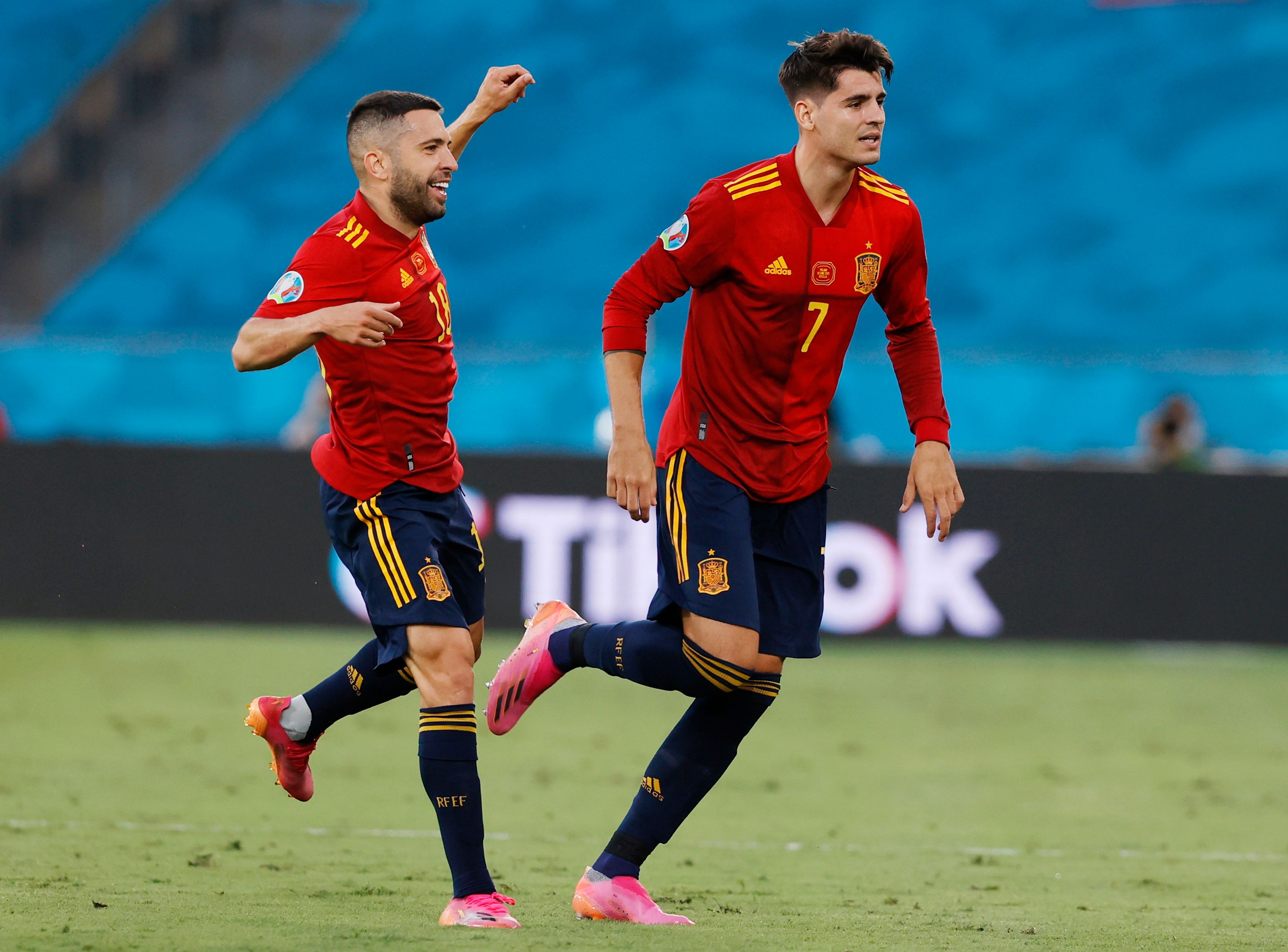 Soccer Football - Euro 2020 - Group E - Spain v Poland - La Cartuja Stadium, Seville, Spain - June 19, 2021 Spain's Alvaro Morata celebrates scoring their first goal Pool via REUTERS/Marcelo Del Pozo