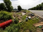 Ten people, including nine children, were killed Saturday in a 15-vehicle crash about 55 kilometers south of Montgomery, Alabama Ten people, including nine children, were killed Saturday in a 15-vehicle crash about 55 kilometers south of Montgomery, Alabama