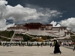 The number of visitors is limited to 5,000 per day at Potala Palace in Tibet, the former home of the Dalai Lamas.(Unsplash) The number of visitors is limited to 5,000 per day at Potala Palace in Tibet, the former home of the Dalai Lamas.(Unsplash)