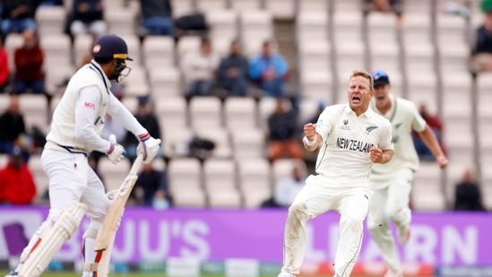 Cricket - ICC World Test Championship Final - India v New Zealand - Rose Bowl, Southampton, Britain - June 19, 2021 New Zealand's Neil Wagner celebrates taking the wicket of India's Shubman Gill (Action Images via Reuters)