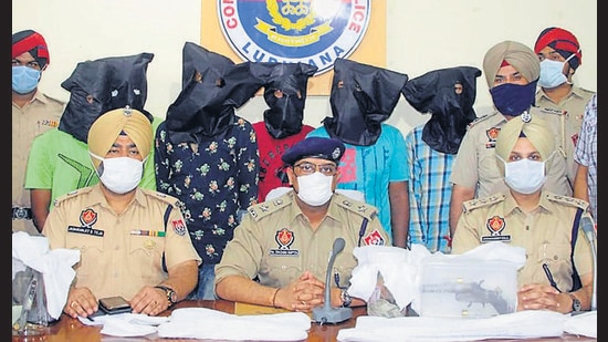 On June 11, the bike-borne accused turned up at the filling station posing as customers and overpowered the staff. (HT Photo) On June 11, the bike-borne accused turned up at the filling station posing as customers and overpowered the staff. (HT Photo)