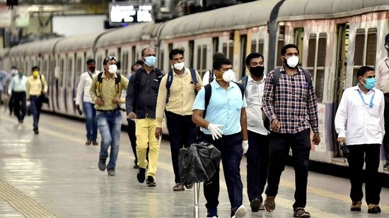 The slowdown in the jobs creation data shows the impact of the second wave of the pandemic. (Anshuman Poyrekar/HT Photo) The slowdown in the jobs creation data shows the impact of the second wave of the pandemic. (Anshuman Poyrekar/HT Photo)