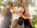 Shahid Kapoor, Ishaan Khatter, and Mira Rajput pose together.