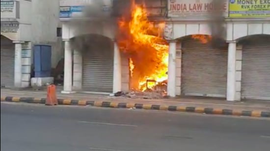 An officer of the department said that the control room received a call at 6.45am regarding a fire at a shop in Connaught Place’s K-block in the outer circle. (Sourced) An officer of the department said that the control room received a call at 6.45am regarding a fire at a shop in Connaught Place’s K-block in the outer circle. (Sourced)