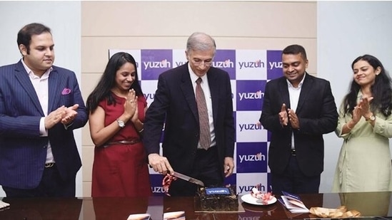 Hardik Gothi describes his new start-up as an online B2B portal for procuring high-quality building materials and proposes that more than 250 products will be available for clients to get their hands on. Hardik Gothi describes his new start-up as an online B2B portal for procuring high-quality building materials and proposes that more than 250 products will be available for clients to get their hands on.