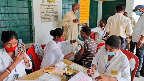 Photos: Tackling vaccine hesitancy in rural India | Hindustan Times