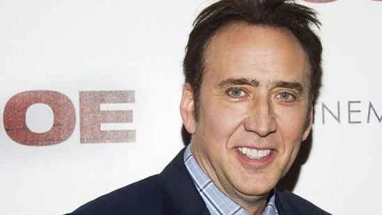 Nicolas Cage playing buffalo hunter in the film.