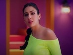 Sara Ali Khan in <span class='webrupee'>₹</span>57k one-shoulder mini dress shows how to do neon look right(YouTube/VivoIndia) Sara Ali Khan in <span class='webrupee'>₹</span>57k one-shoulder mini dress shows how to do neon look right(YouTube/VivoIndia)