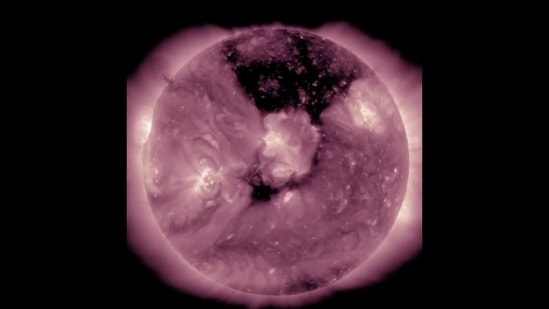 The GIFs of the Sun shared by Nasa has mesmerised people. (Instagram/@nasasolarsystem) The GIFs of the Sun shared by Nasa has mesmerised people. (Instagram/@nasasolarsystem)