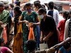 A crowded market is seen in Navi Mumbai, on Wednesday ahead of Vat Purnima festival. Maharashtra has recorded 21 cases of Delta Plus variant of coronavirus.