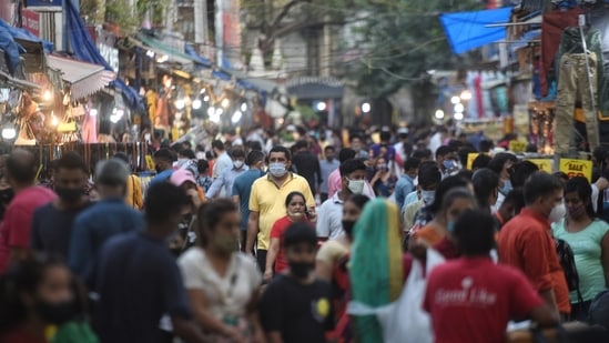 With close gathering of shoppers in markets and restaurants resuming business amid the phased unlock in the national capital, doctors have cautioned that Delhi could face a "worse than second wave situation" of Covid-19 (Sanchit Khanna/ Hindustan Times) With close gathering of shoppers in markets and restaurants resuming business amid the phased unlock in the national capital, doctors have cautioned that Delhi could face a "worse than second wave situation" of Covid-19 (Sanchit Khanna/ Hindustan Times)