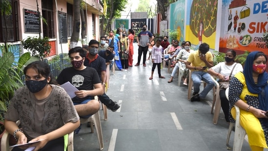 The Delhi government on Wednesday said it removed age restrictions from vaccination sites. (HT Photo) The Delhi government on Wednesday said it removed age restrictions from vaccination sites. (HT Photo)