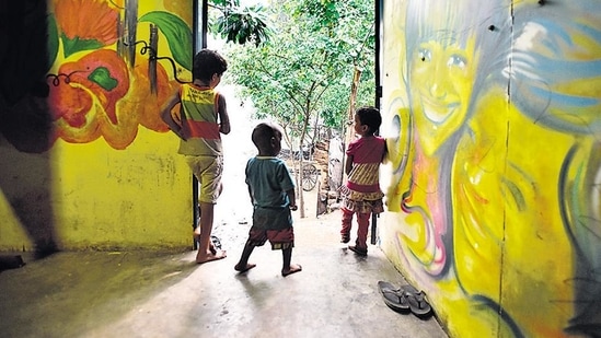 Under the foster care system, the government will incentivise foster care by offering a monthly financial assistance of ₹2,000 per child to the foster family. (HT Photo ) Under the foster care system, the government will incentivise foster care by offering a monthly financial assistance of ₹2,000 per child to the foster family. (HT Photo )