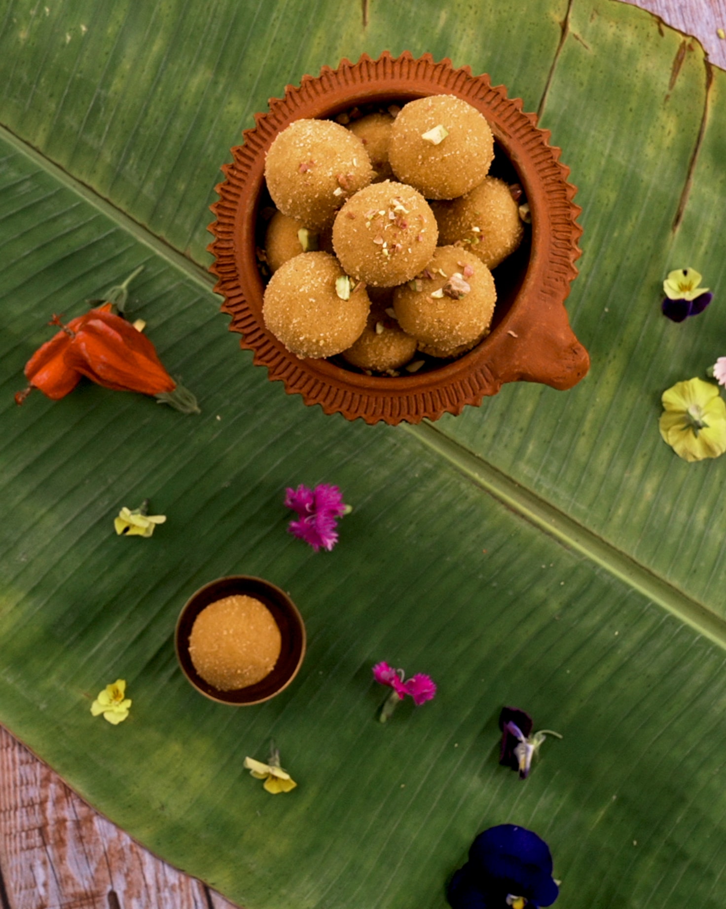 Recipe: Pick your dessert favourite from besan ladoos or strawberry ...