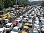 An estimate shows that the ITO intersection has been recording around 400,000 vehicles during peak hours.(HT Phot)