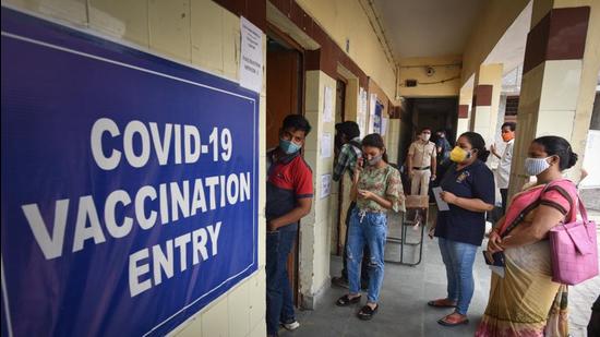 File photo: Beneficiaries waiting to get inoculated against Covid-19 at a vaccination centre. (Sanchit Khanna/HT PHOTO) File photo: Beneficiaries waiting to get inoculated against Covid-19 at a vaccination centre. (Sanchit Khanna/HT PHOTO)