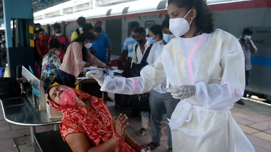 2,36,034 number of tests were conducted in the previous 24 hours. (PTI Photo/Shashank Parade) (PTI) 2,36,034 number of tests were conducted in the previous 24 hours. (PTI Photo/Shashank Parade) (PTI)