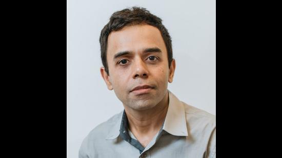 Author Shivaji Das (Courtesy the author) Author Shivaji Das (Courtesy the author)