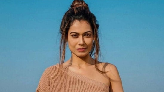 Surprisingly Payal Rohatgi attends the premiere of Dhaakad after wishing the film goes flop and urges everyone to watch