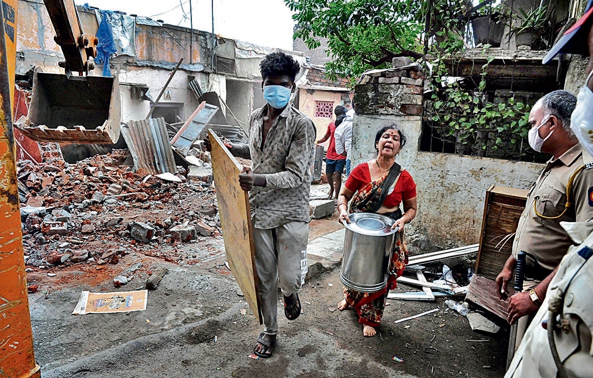 The court stay on the anti-encroachment drive came after residents moved out of their homes on Thursday. (HT PHOTO)