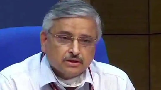 Dr Guleria said the controversy over exaggerated demand was unnecessary as the requirement of medical oxygen was dynamic in nature.(ANI file photo) Dr Guleria said the controversy over exaggerated demand was unnecessary as the requirement of medical oxygen was dynamic in nature.(ANI file photo)