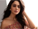 Rakul Preet in off-the-shoulder floral mini dress aces effortless summer styling(Instagram/@rakulpreet) Rakul Preet in off-the-shoulder floral mini dress aces effortless summer styling(Instagram/@rakulpreet)