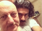 Anupam Kher's son Sikandar Kher has replied to a troll. Anupam Kher's son Sikandar Kher has replied to a troll.