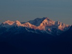 The image shows the Kangchenjunga range shared by IFS officer Parveen Kaswan.(Twitter/@parveenkaswan) The image shows the Kangchenjunga range shared by IFS officer Parveen Kaswan.(Twitter/@parveenkaswan)