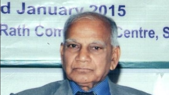 Former Sambalpur University vice-chancellor Dhrubaraj Naik. (File photo) Former Sambalpur University vice-chancellor Dhrubaraj Naik. (File photo)
