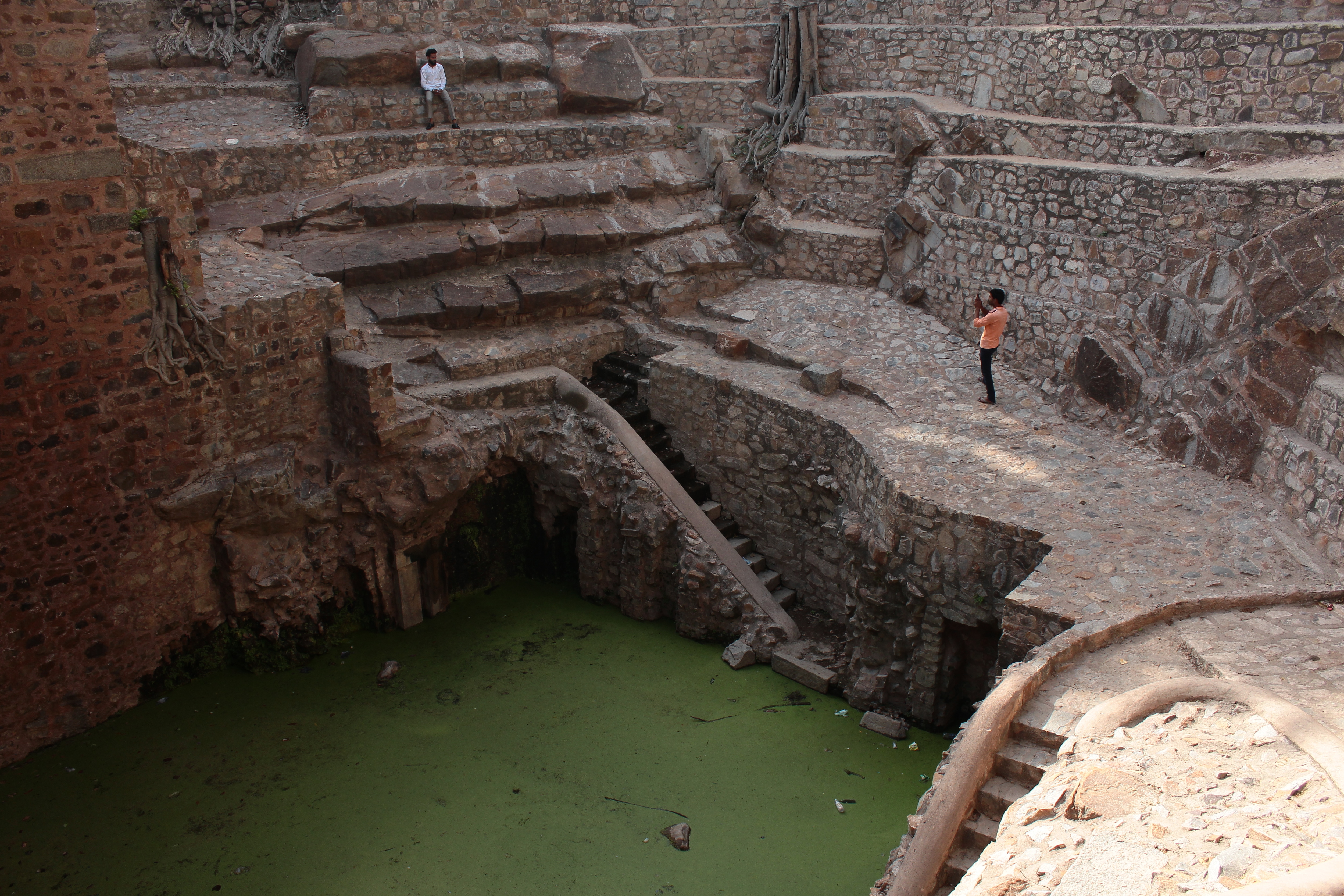 The baoli at Pir Ghaib has little water these days. (Photo: Shivam Saxena/HT) The baoli at Pir Ghaib has little water these days. (Photo: Shivam Saxena/HT)