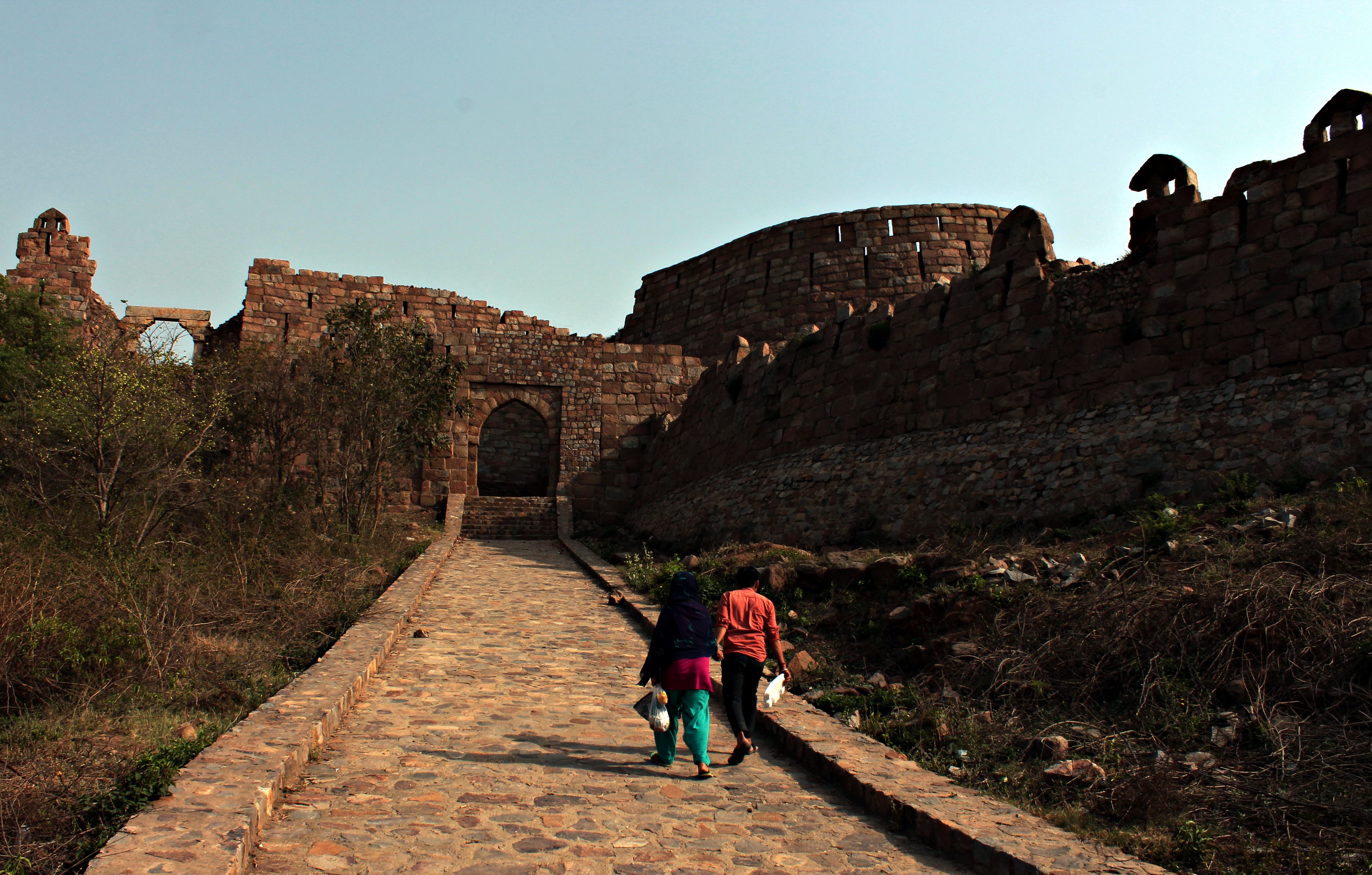 Lack of proper signages and access has kept this monument away from the limelight. (Photo: Shivam Saxena/HT) Lack of proper signages and access has kept this monument away from the limelight. (Photo: Shivam Saxena/HT)
