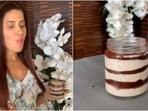 Give yourself a healthy summer treat with this 4-ingredient magnum ice cream(Instagram/@yasminkarachiwala) Give yourself a healthy summer treat with this 4-ingredient magnum ice cream(Instagram/@yasminkarachiwala)